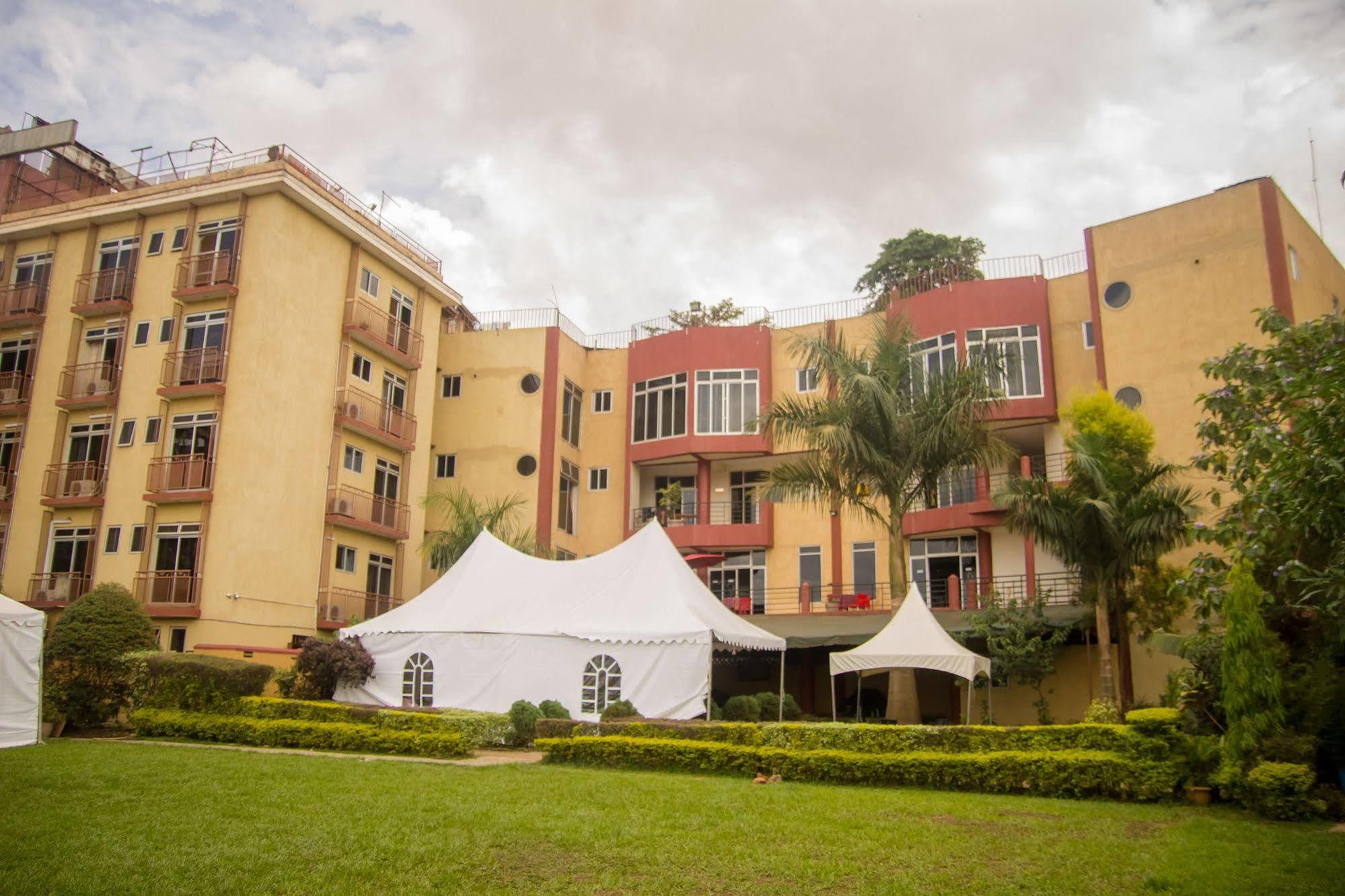 Grand Global Hotel Kampala Exteriér fotografie